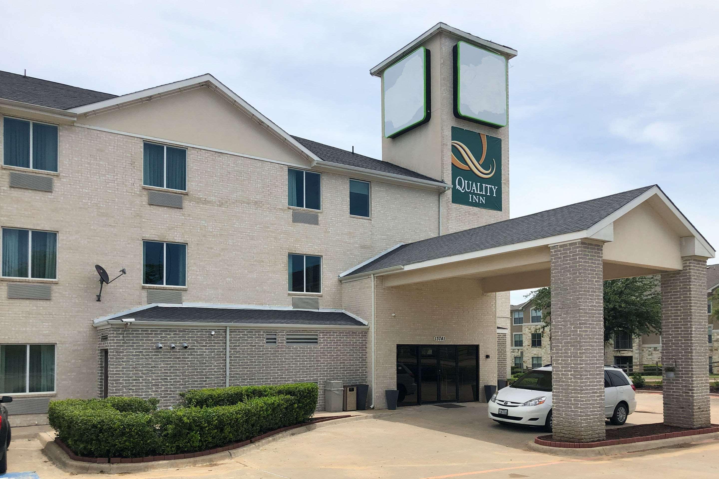 Quality Inn & Suites Roanoke - Fort Worth North Zewnętrze zdjęcie