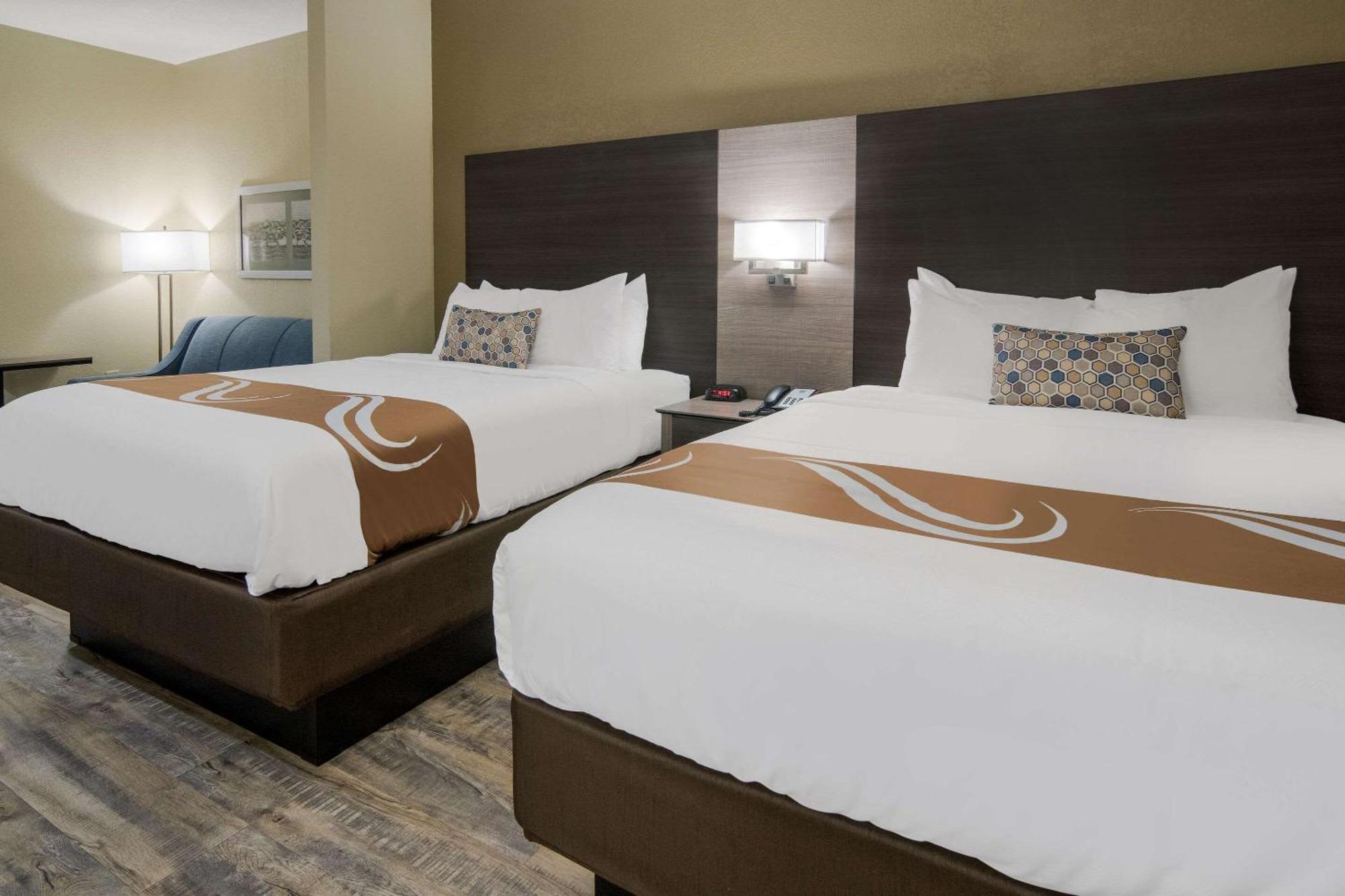 Quality Inn & Suites Roanoke - Fort Worth North Zewnętrze zdjęcie