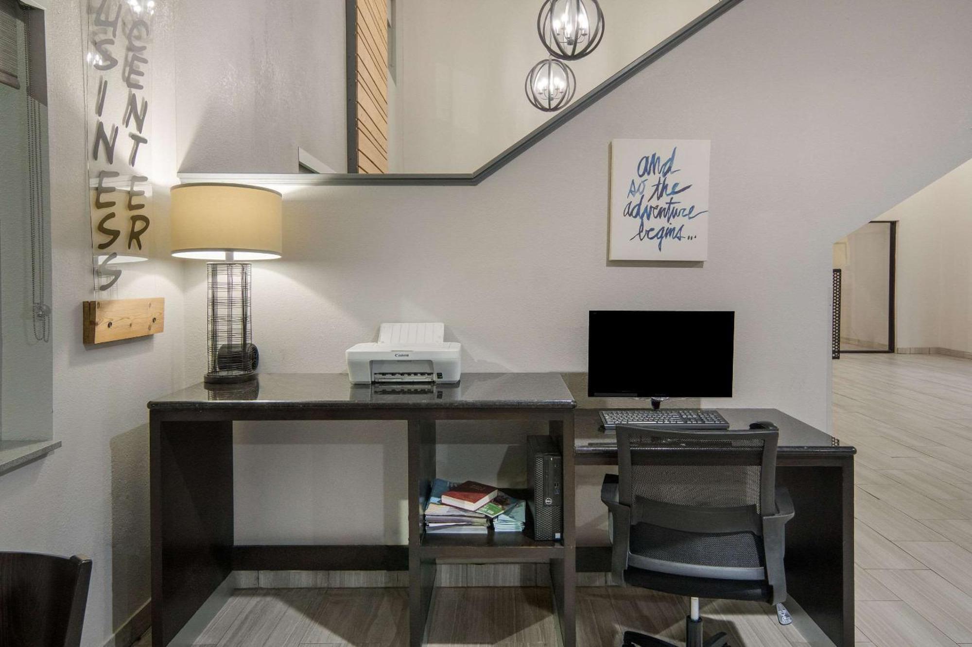 Quality Inn & Suites Roanoke - Fort Worth North Zewnętrze zdjęcie