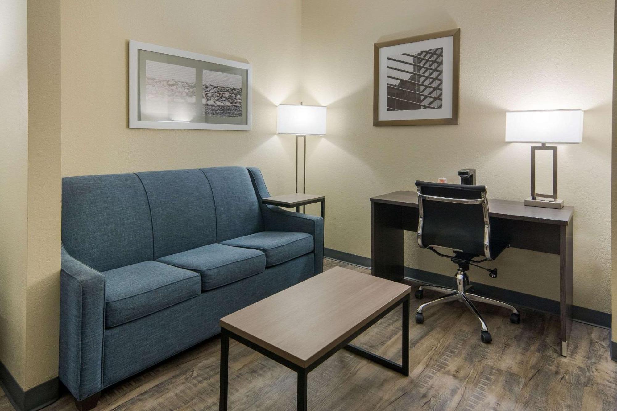 Quality Inn & Suites Roanoke - Fort Worth North Zewnętrze zdjęcie