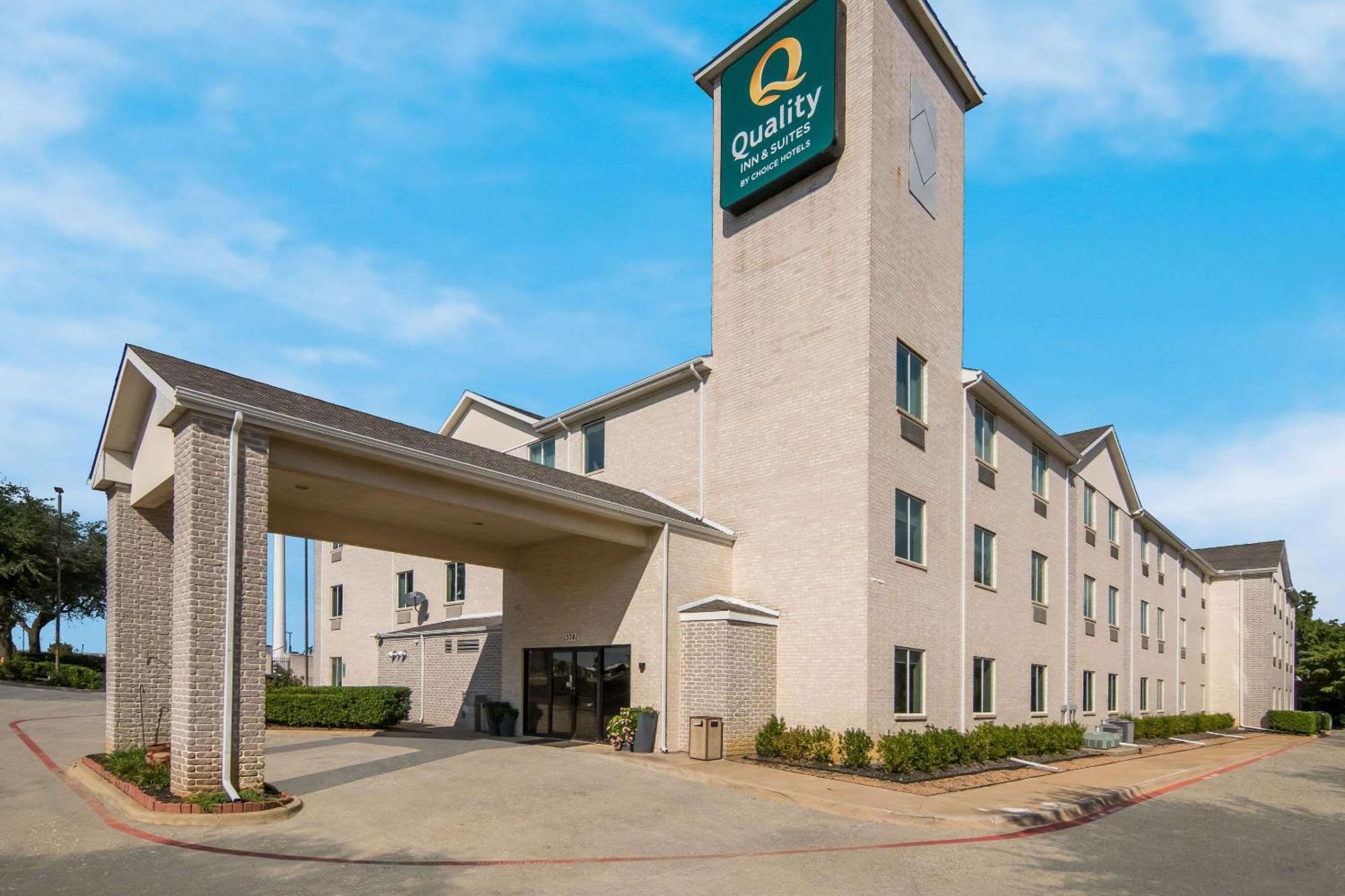 Quality Inn & Suites Roanoke - Fort Worth North Zewnętrze zdjęcie