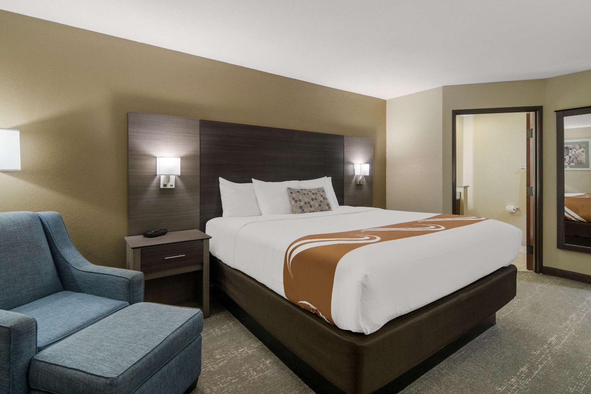Quality Inn & Suites Roanoke - Fort Worth North Zewnętrze zdjęcie
