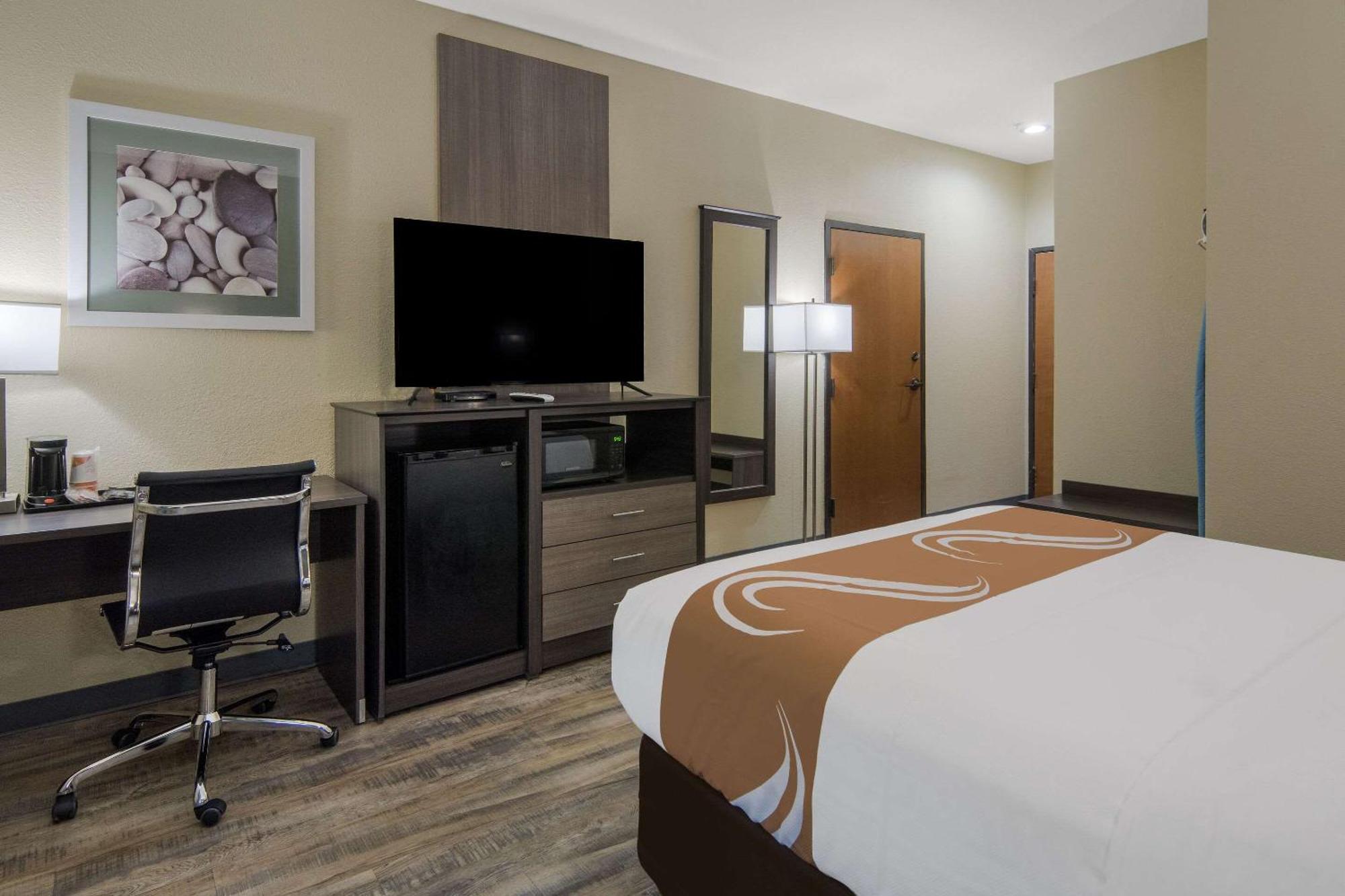 Quality Inn & Suites Roanoke - Fort Worth North Zewnętrze zdjęcie